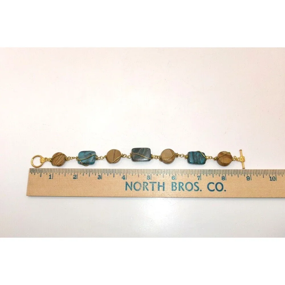 Handmade wired stone